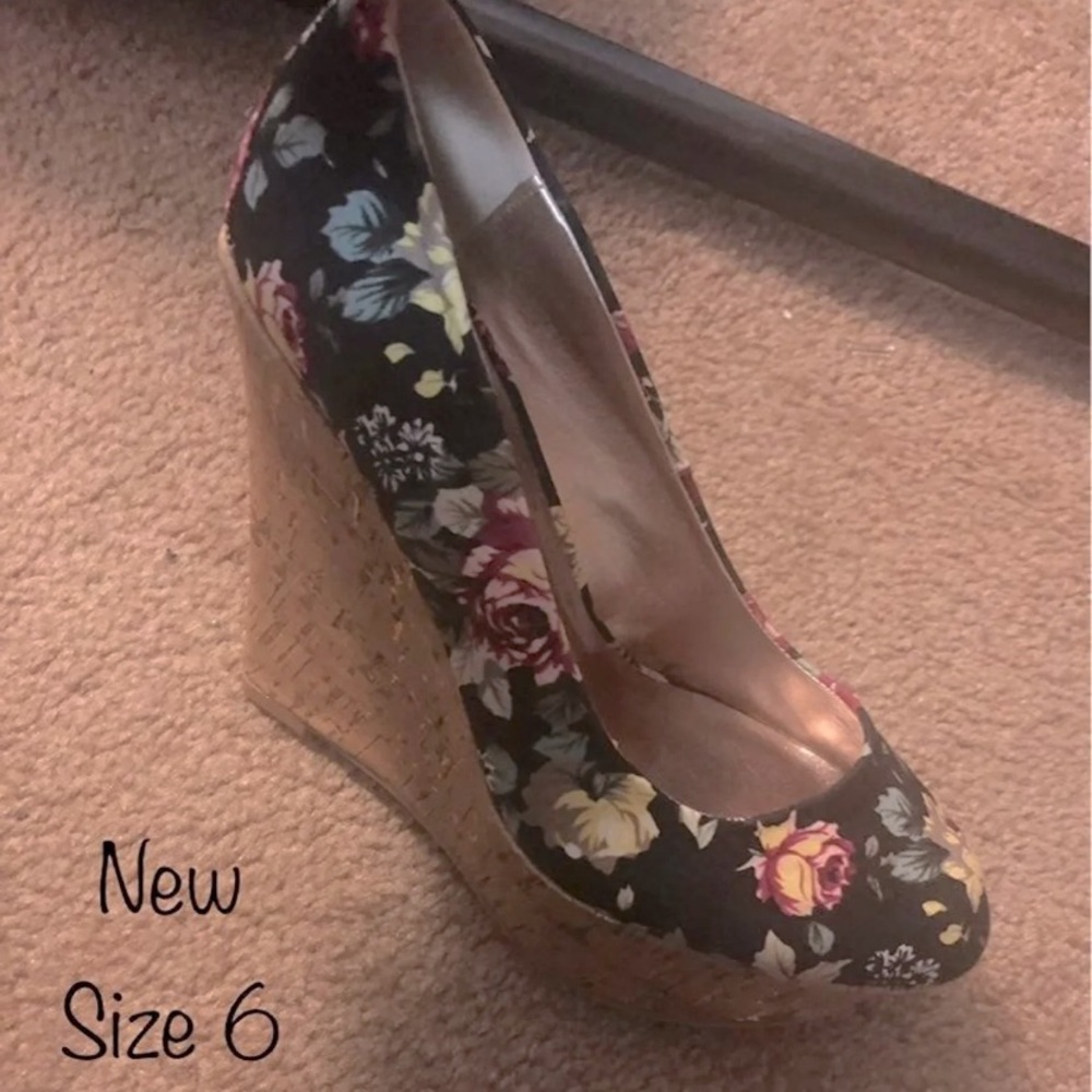 Black floral wedge heels